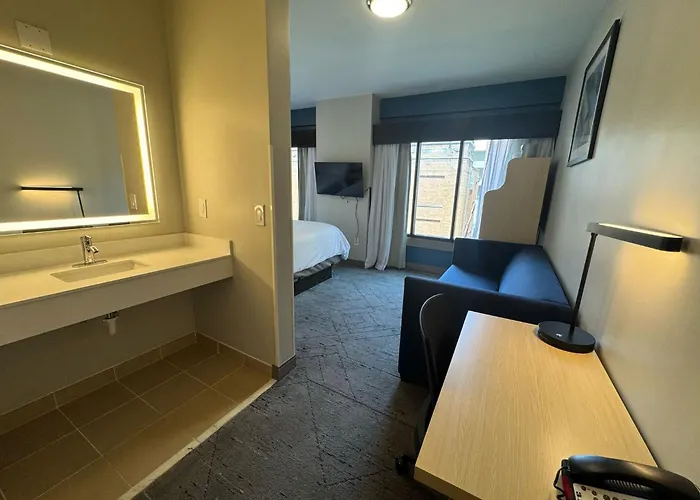 Holiday Inn Express & Suites - Atlanta Downtown By Ihg