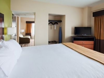 Hotel Express & - Downtown By Ihg