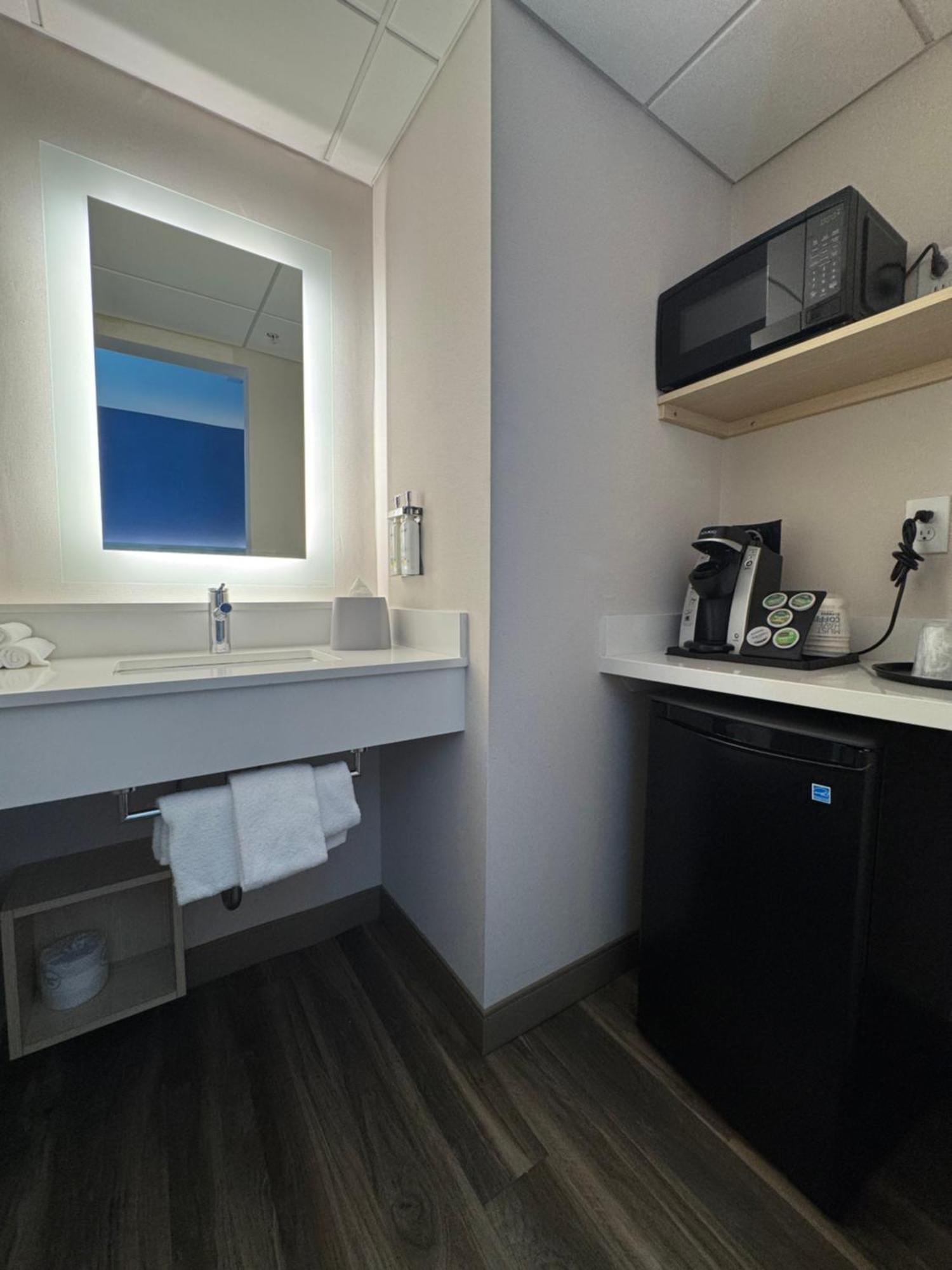 Express & - Downtown By Ihg Hotel Atlanta