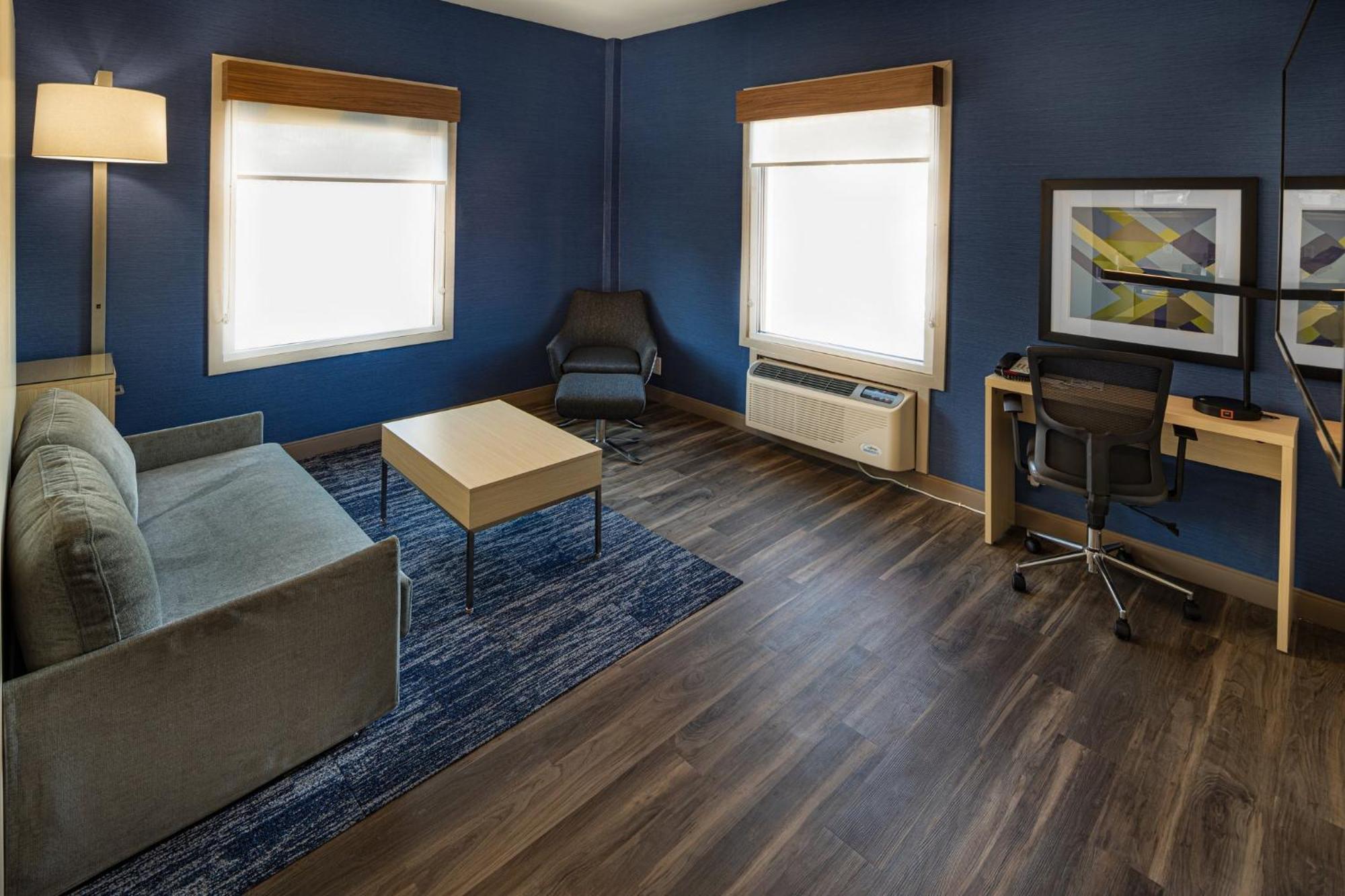 Hotel Express & - Downtown By Ihg