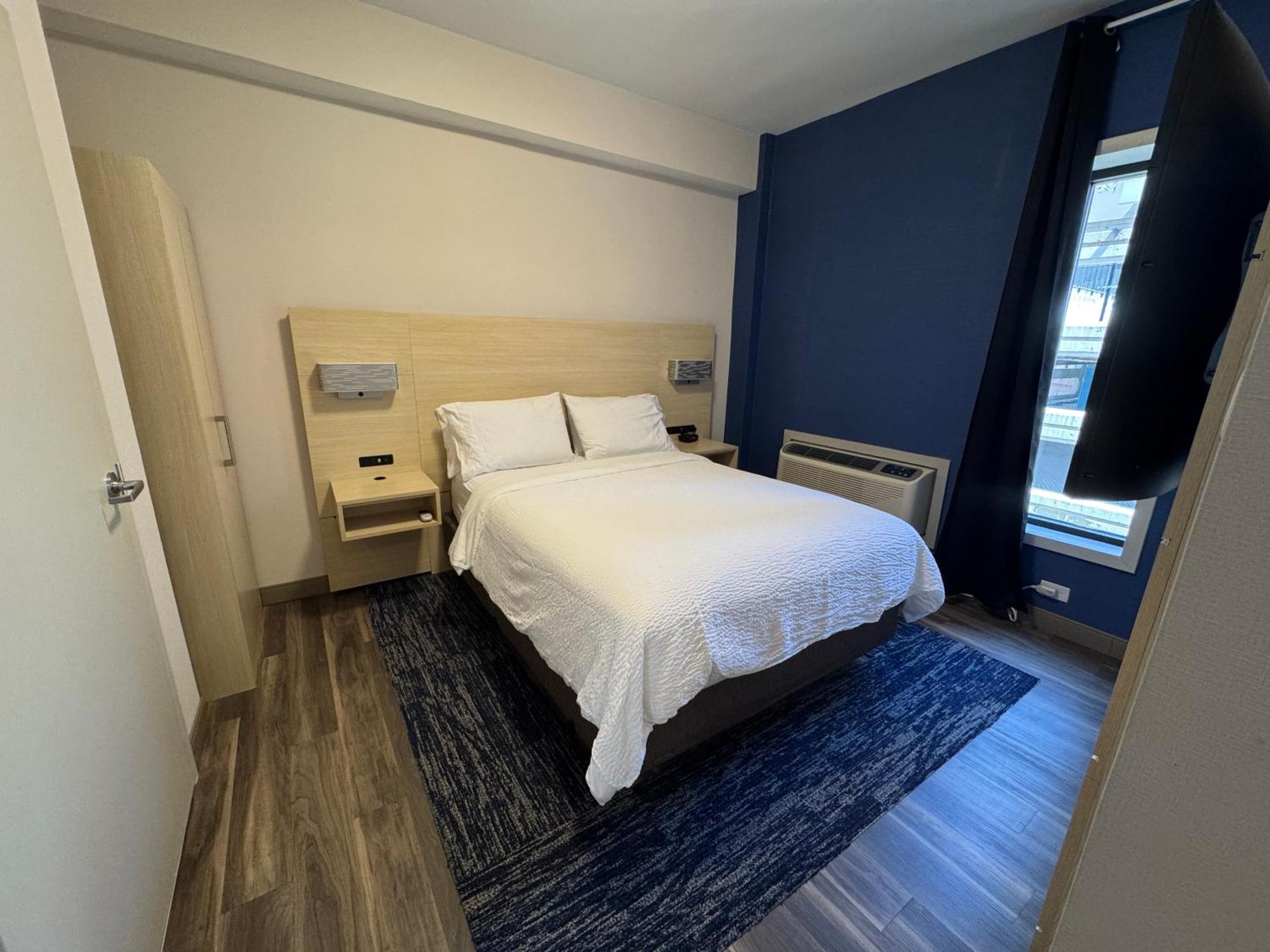 Express & - Downtown By Ihg