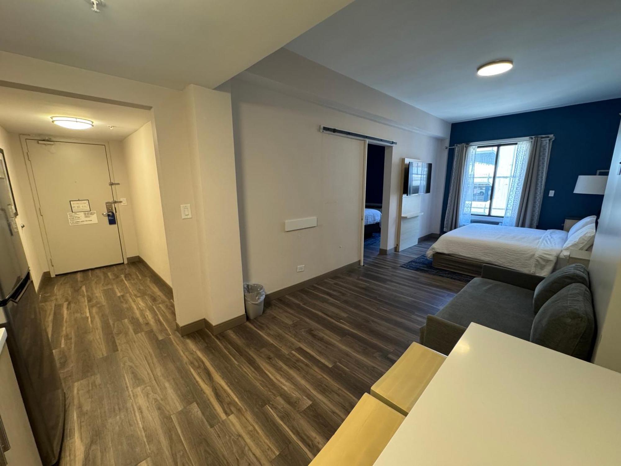 Express & - Downtown By Ihg Hotel 3*