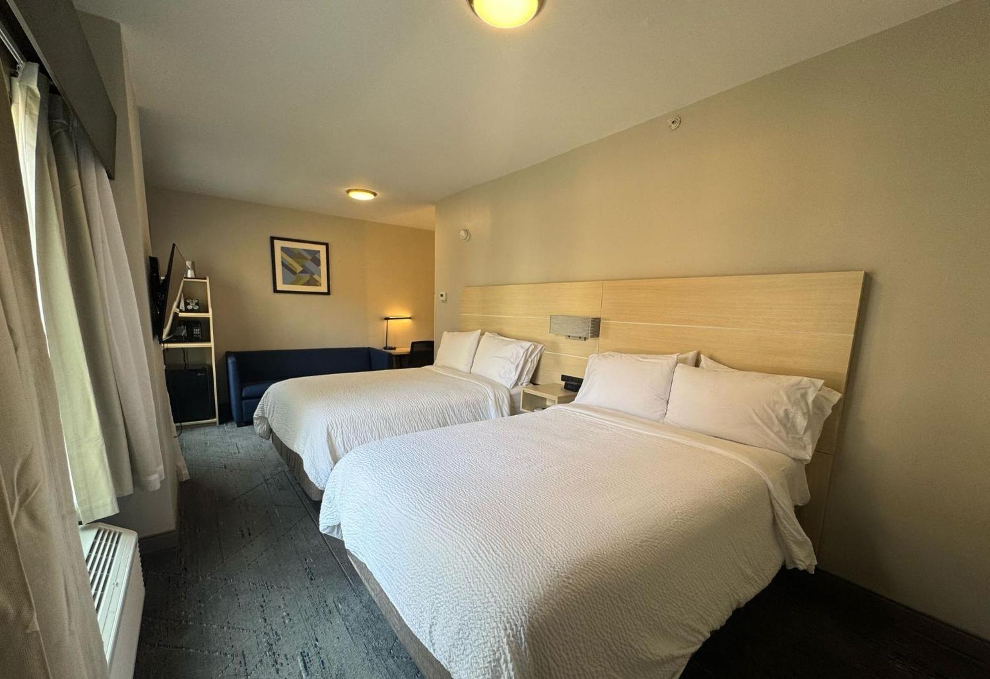 Express & - Downtown By Ihg 3*