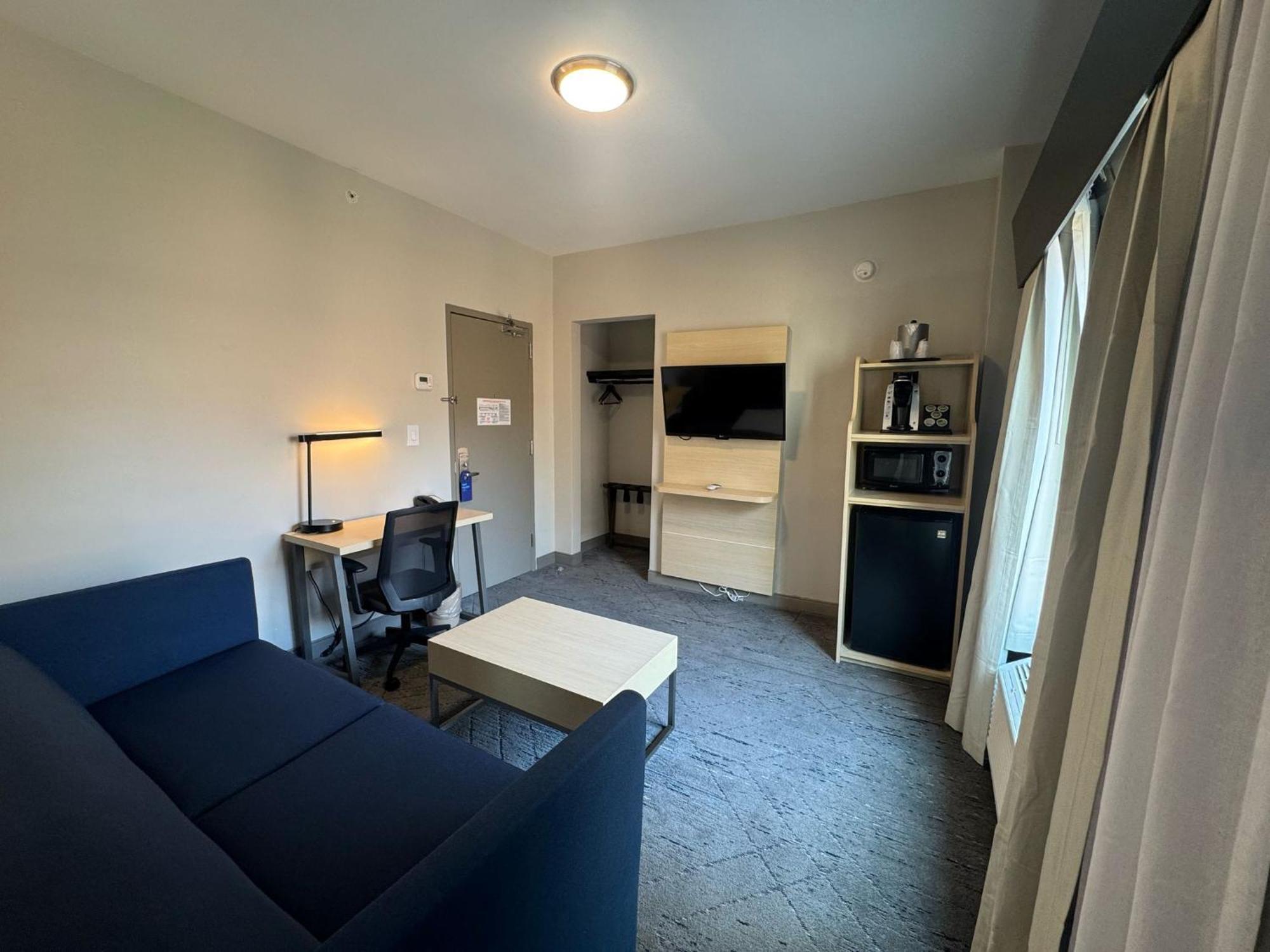 Express & - Downtown By Ihg Hotel