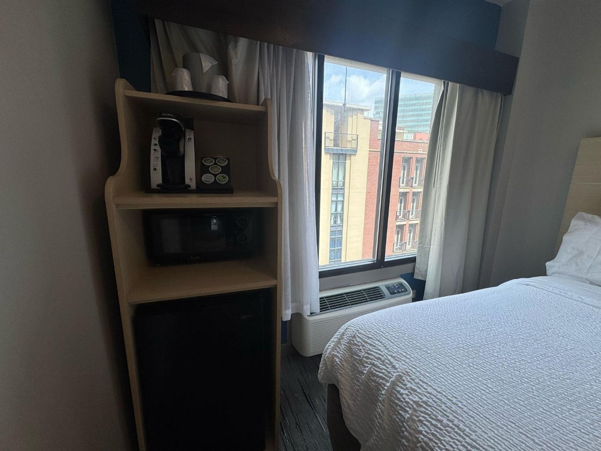 Express & - Downtown By Ihg