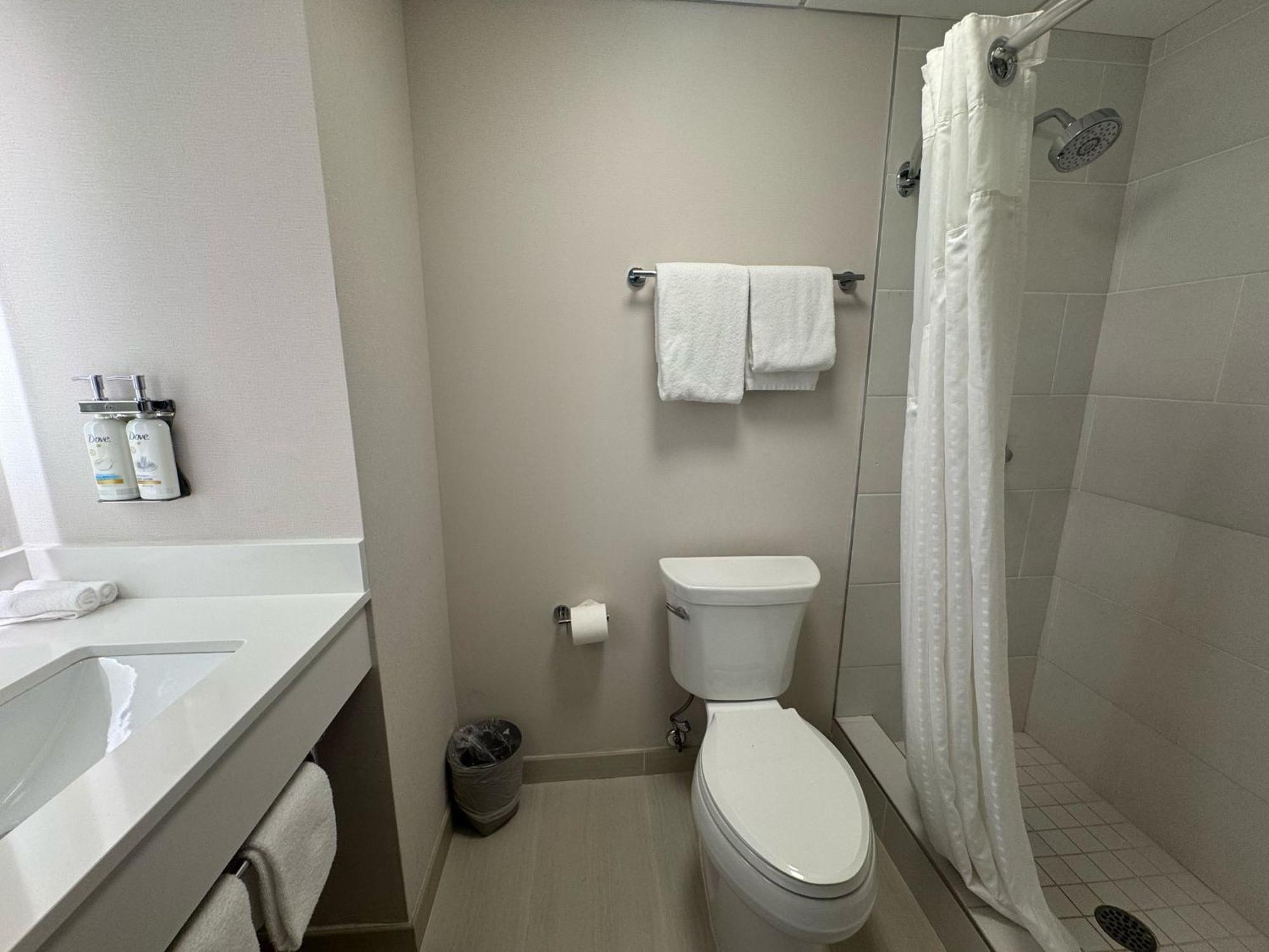 Hotel Express & - Downtown By Ihg